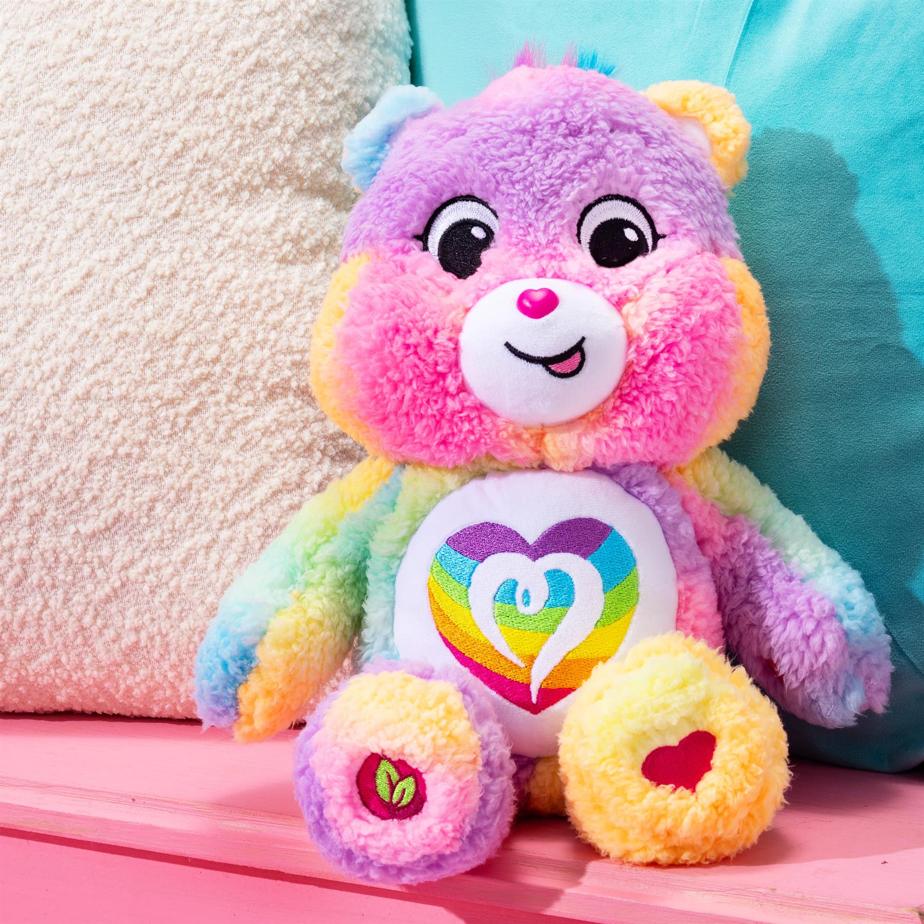 Care Bears Cozy Collection – Togetherness Bear