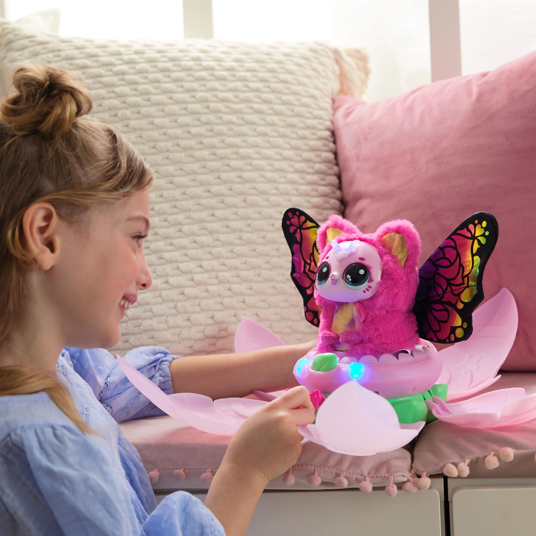 Hatchimals Bloomables, Kittyfly Surprise Interactive Toy