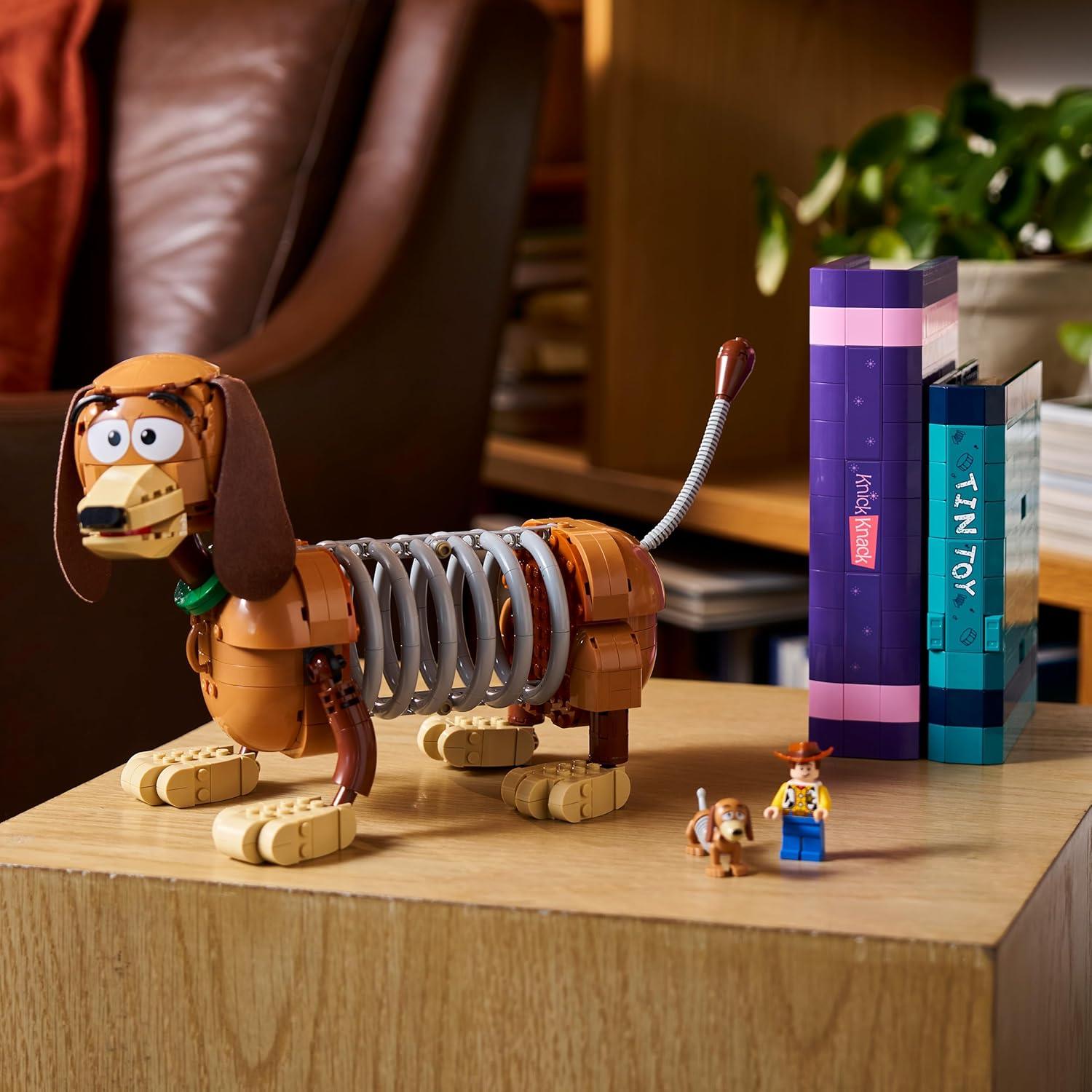 LEGO Toy Story Slinky Dog Bookends 43301