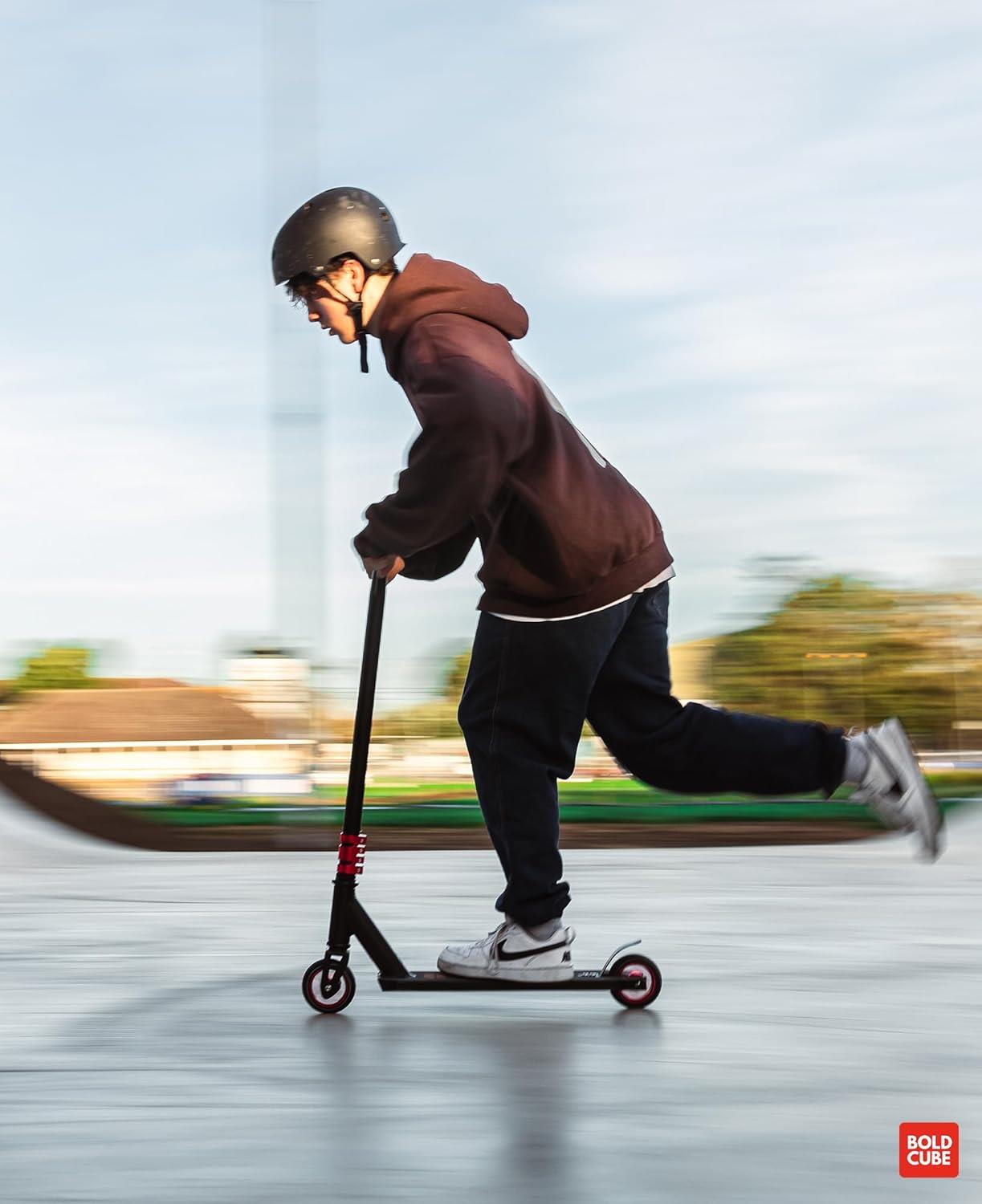 Boldcube Deluxe Stunt Scooter - Black Fire
