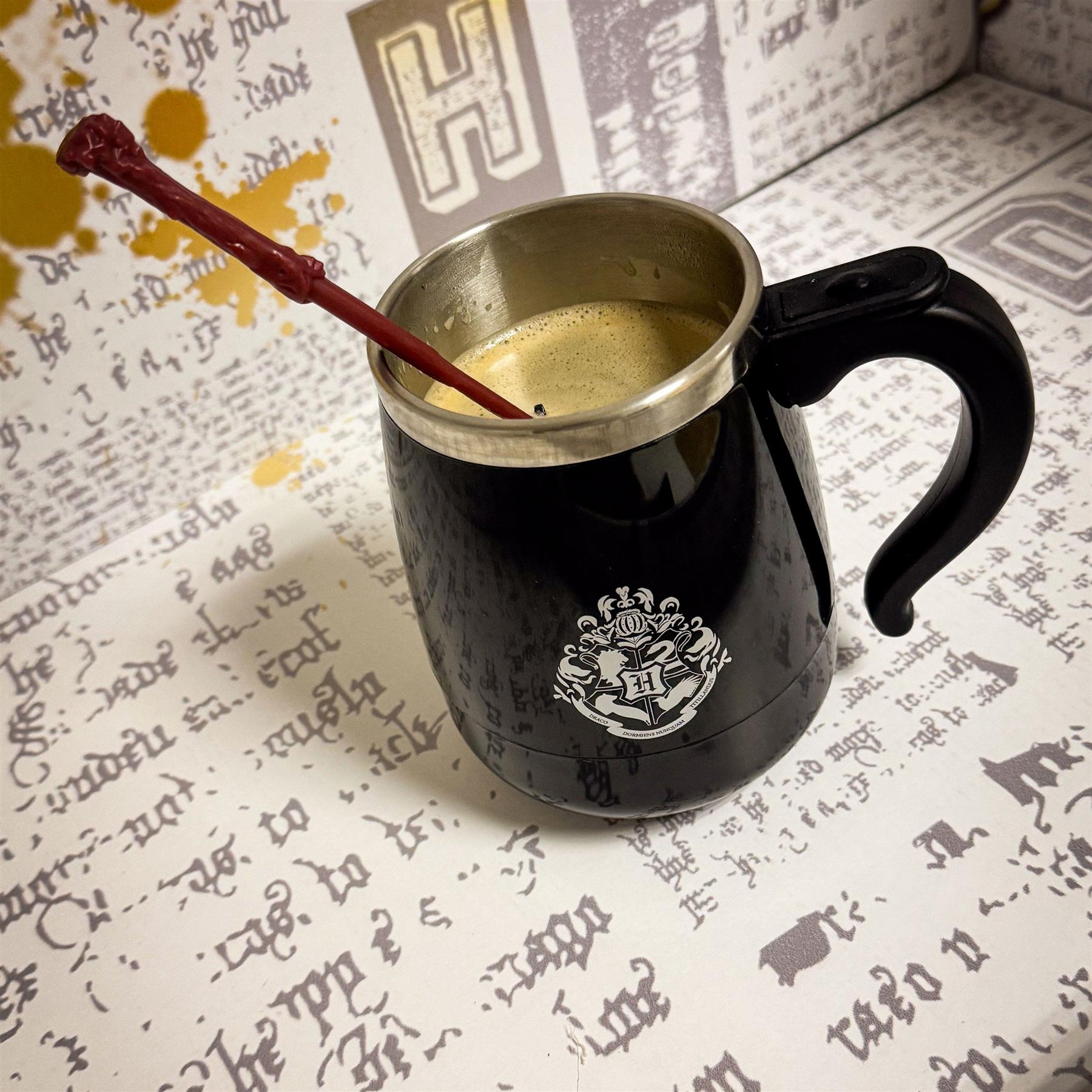 Harry Potter Self-Stirring Mug with Wand