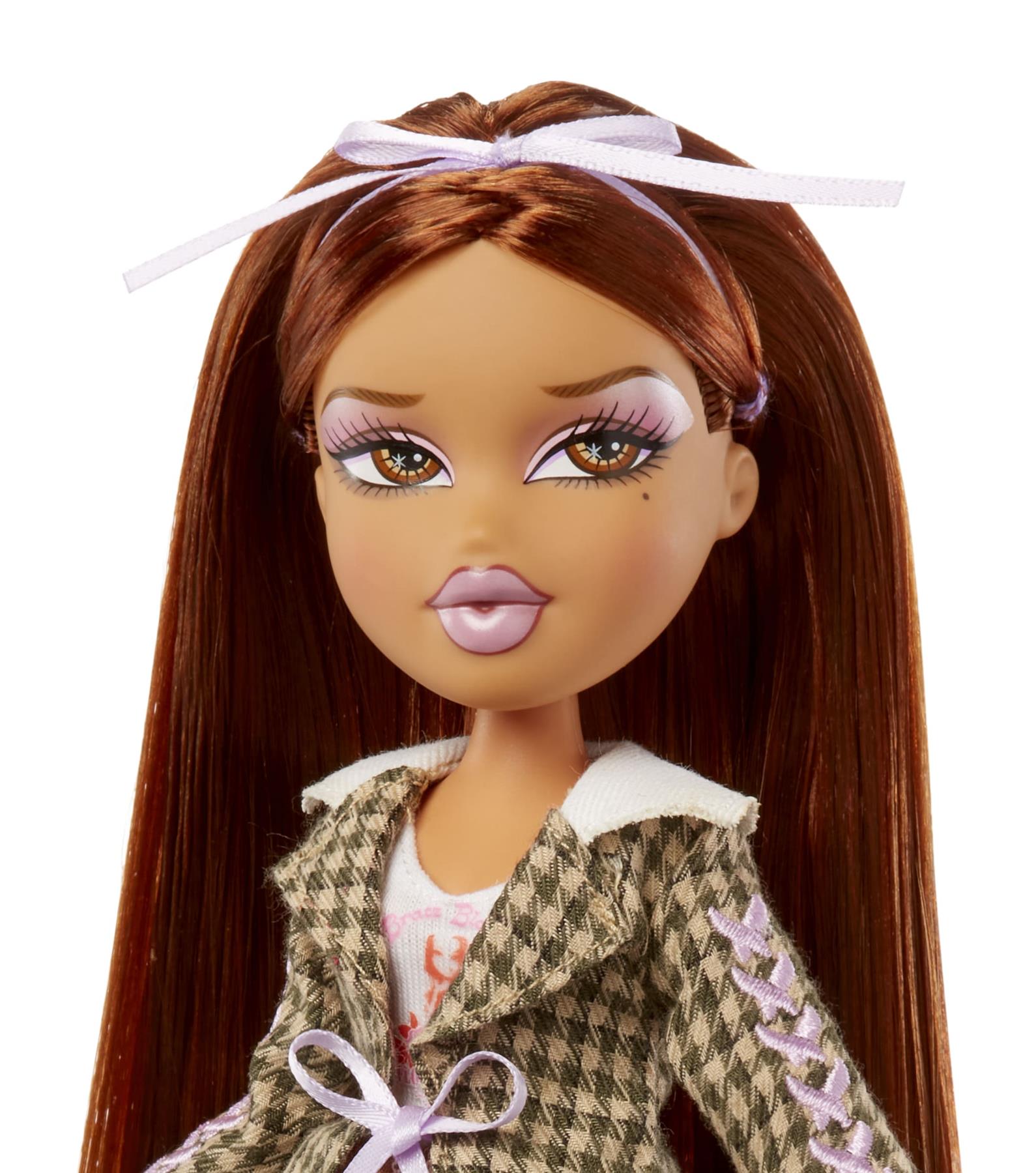 Bratz Stylin' Fashion Doll - Yasmin
