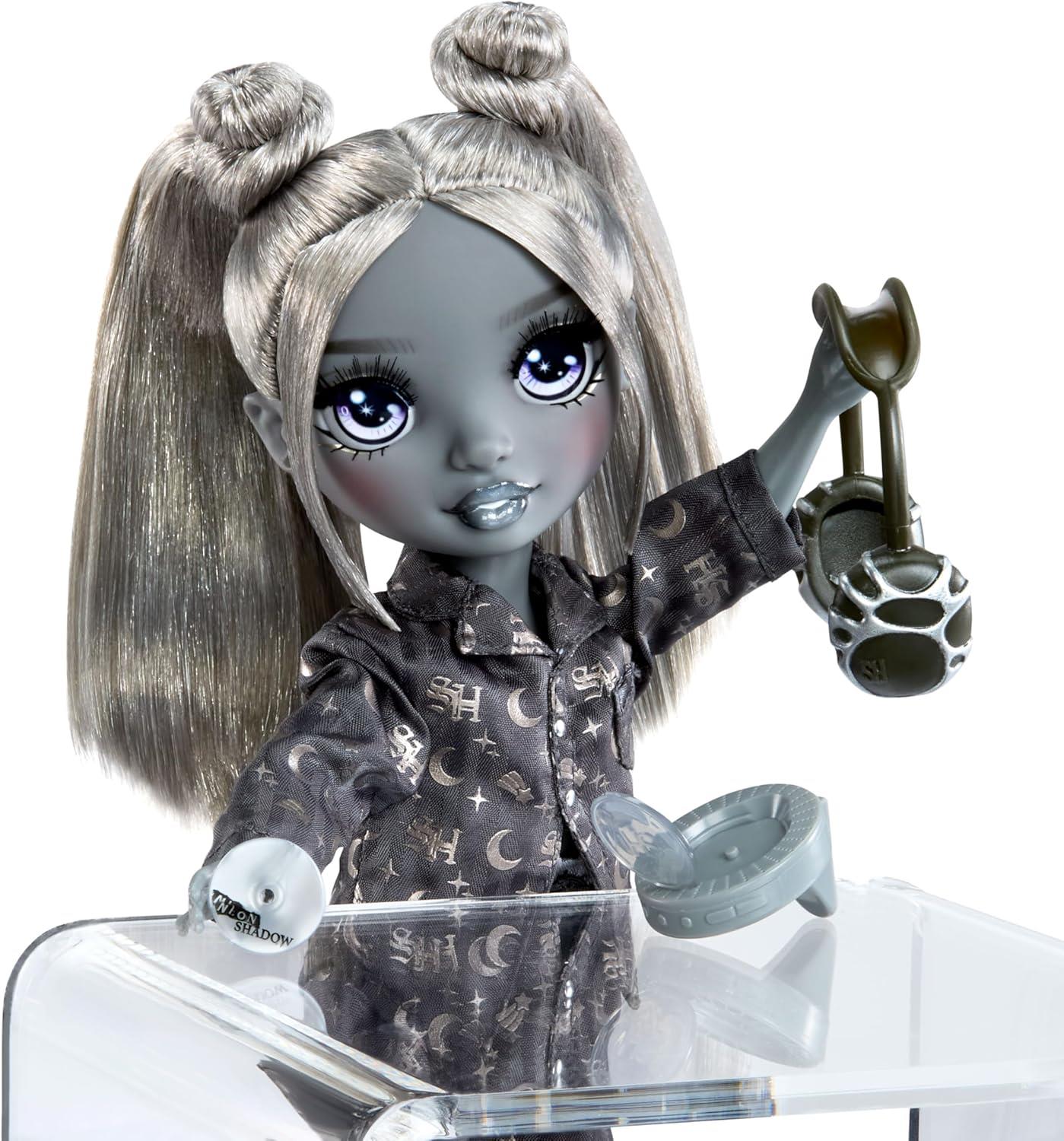 Shadow High Fashion Doll Sleepover - Luna Madison