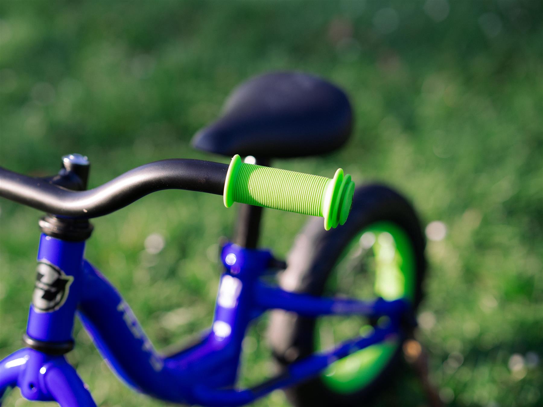 Huffy Pro Thunder 10 Inch Balance Bike - Ion Blue