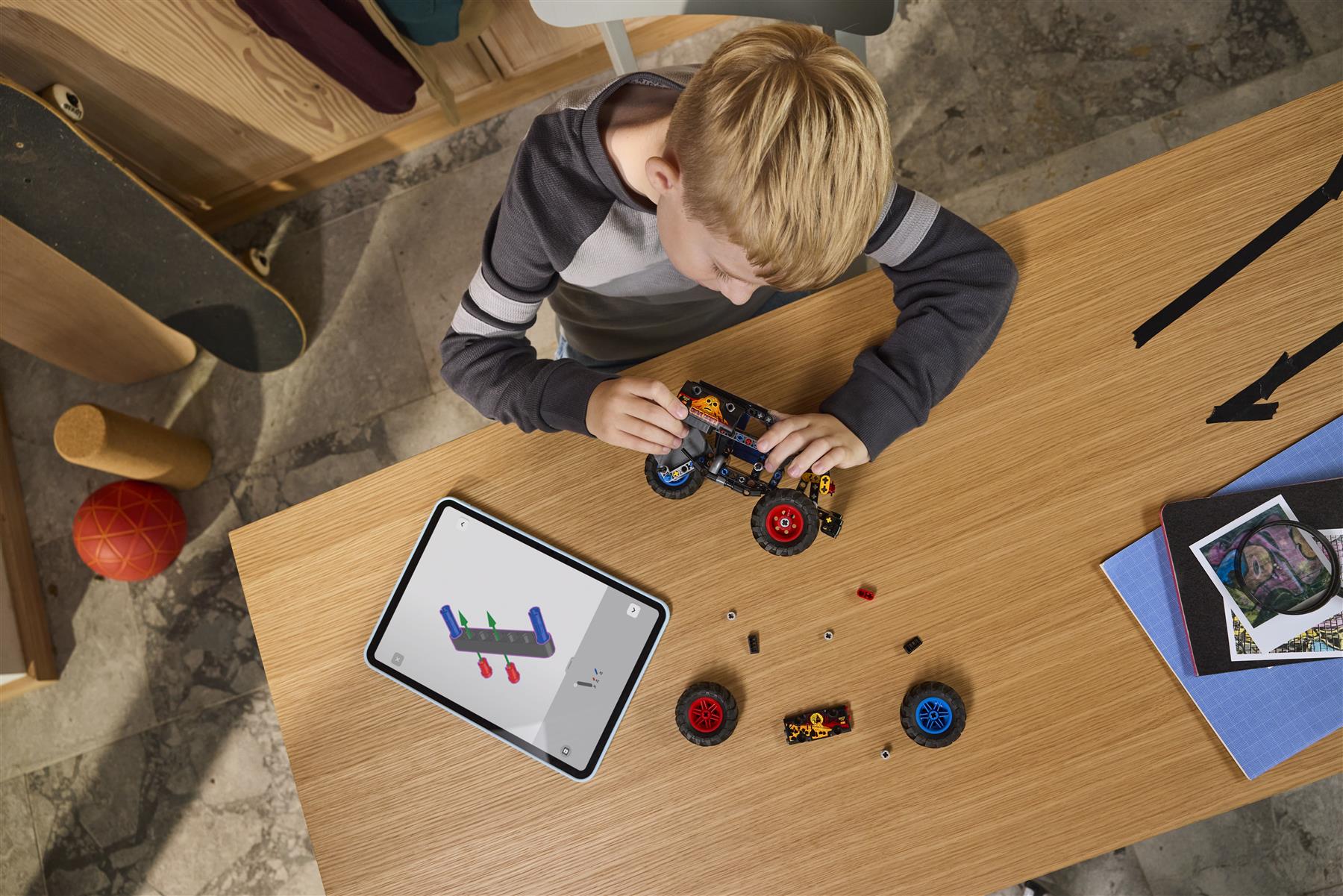 LEGO Monster Jam Grave Digger Fire and Ice 42219