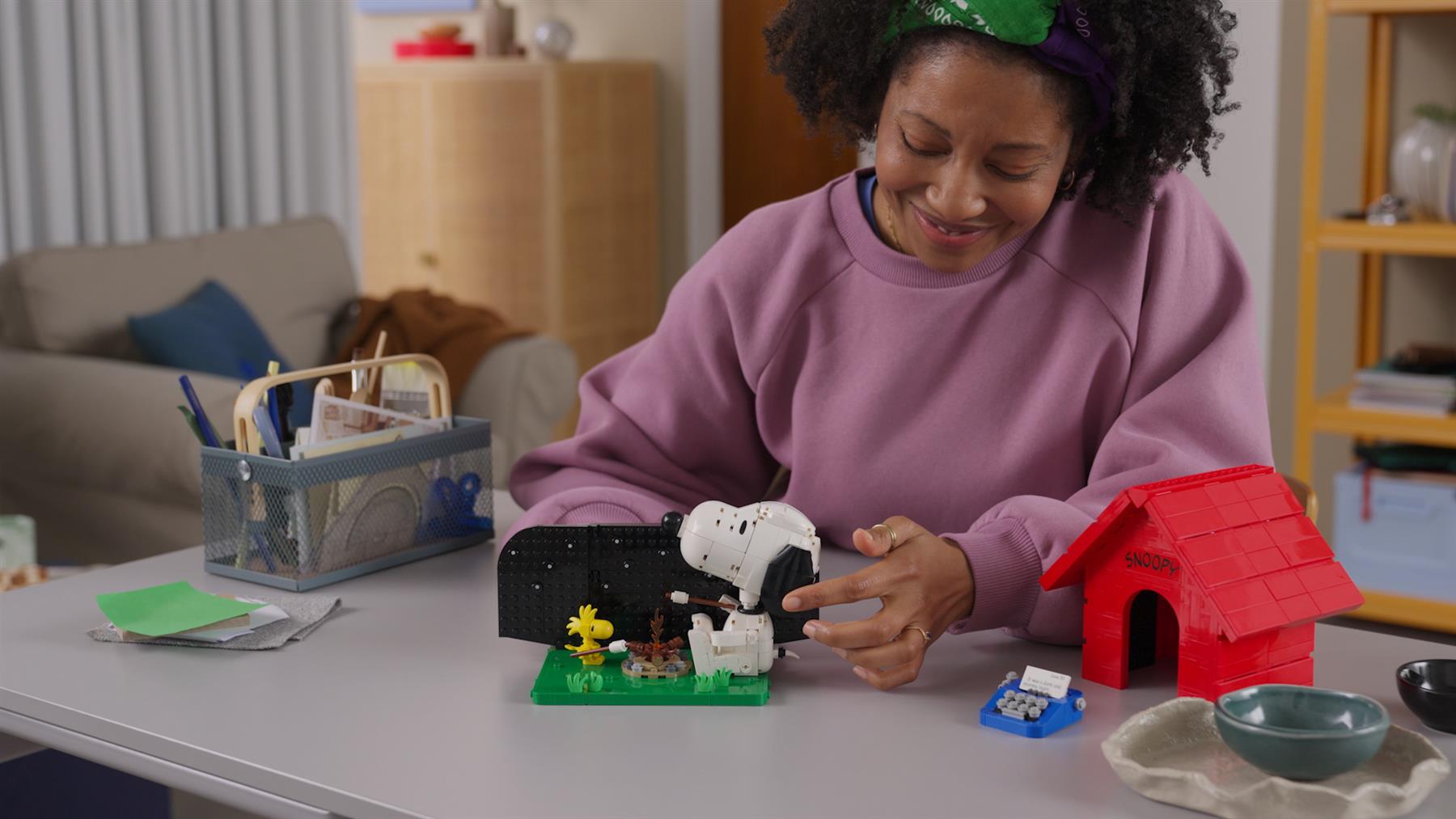 LEGO Ideas Peanuts: Snoopy's Doghouse 21368