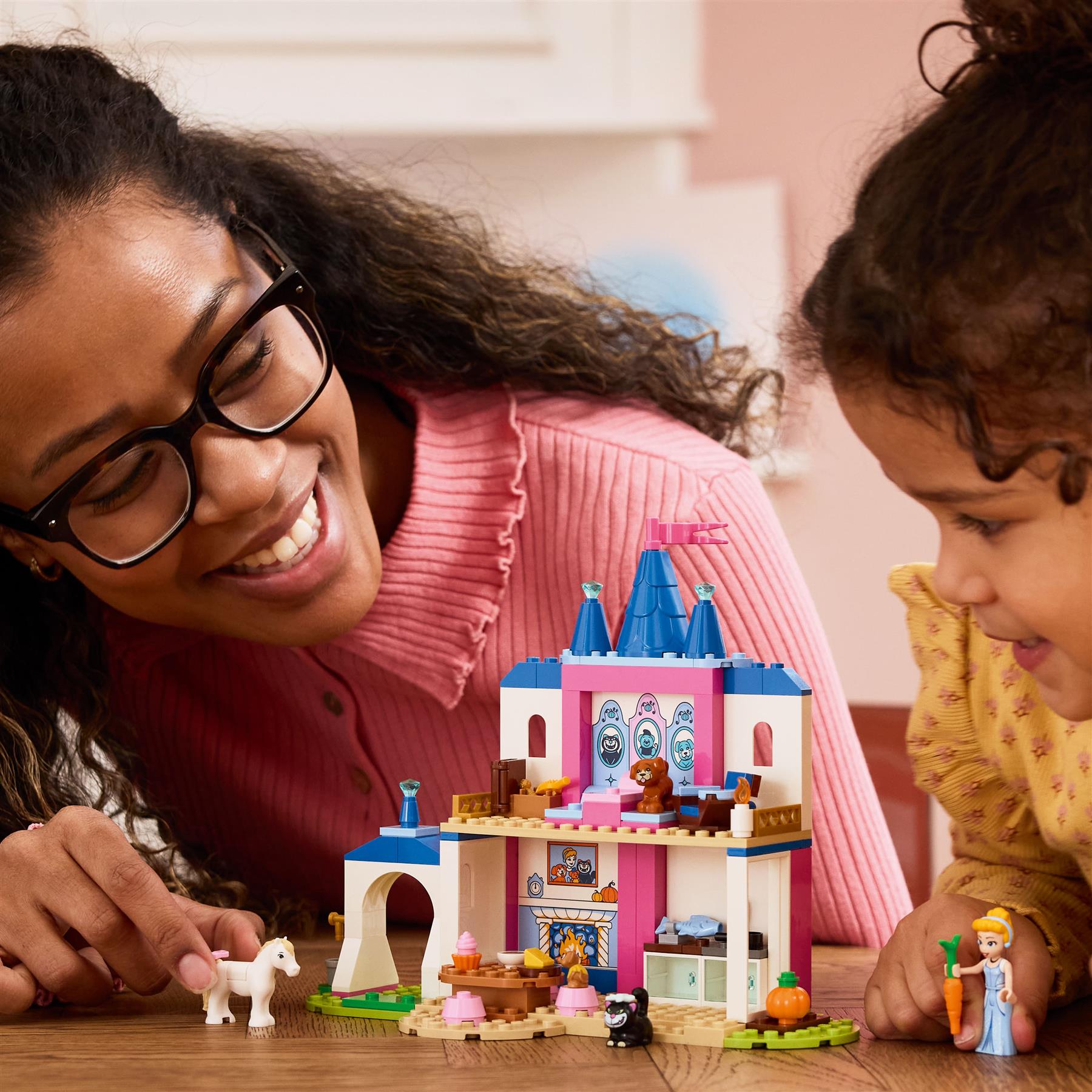 LEGO Disney Cinderella Animal Friends Castle 43283