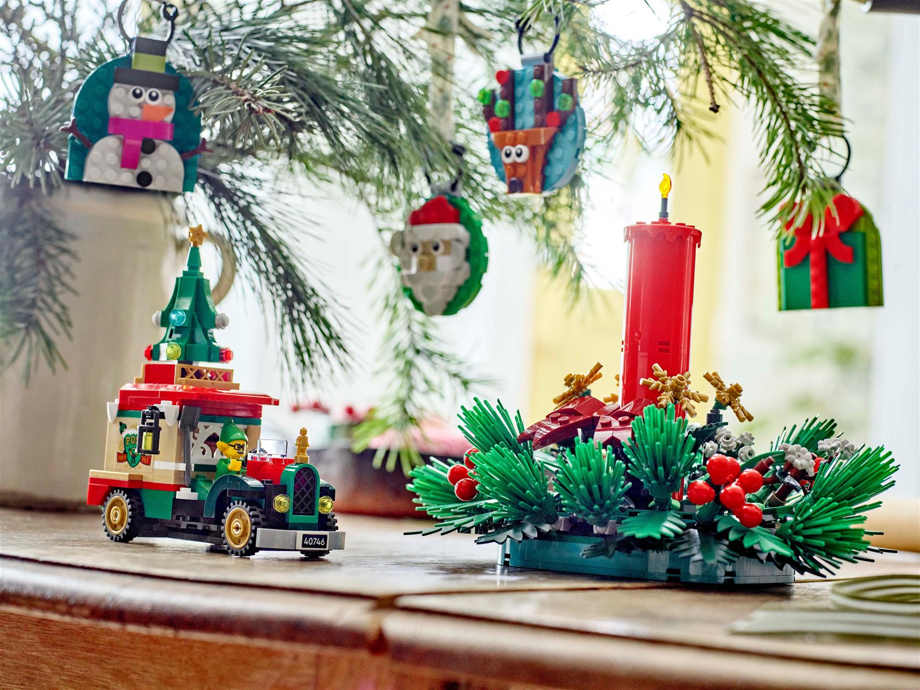 LEGO Christmas Table Decoration 40743