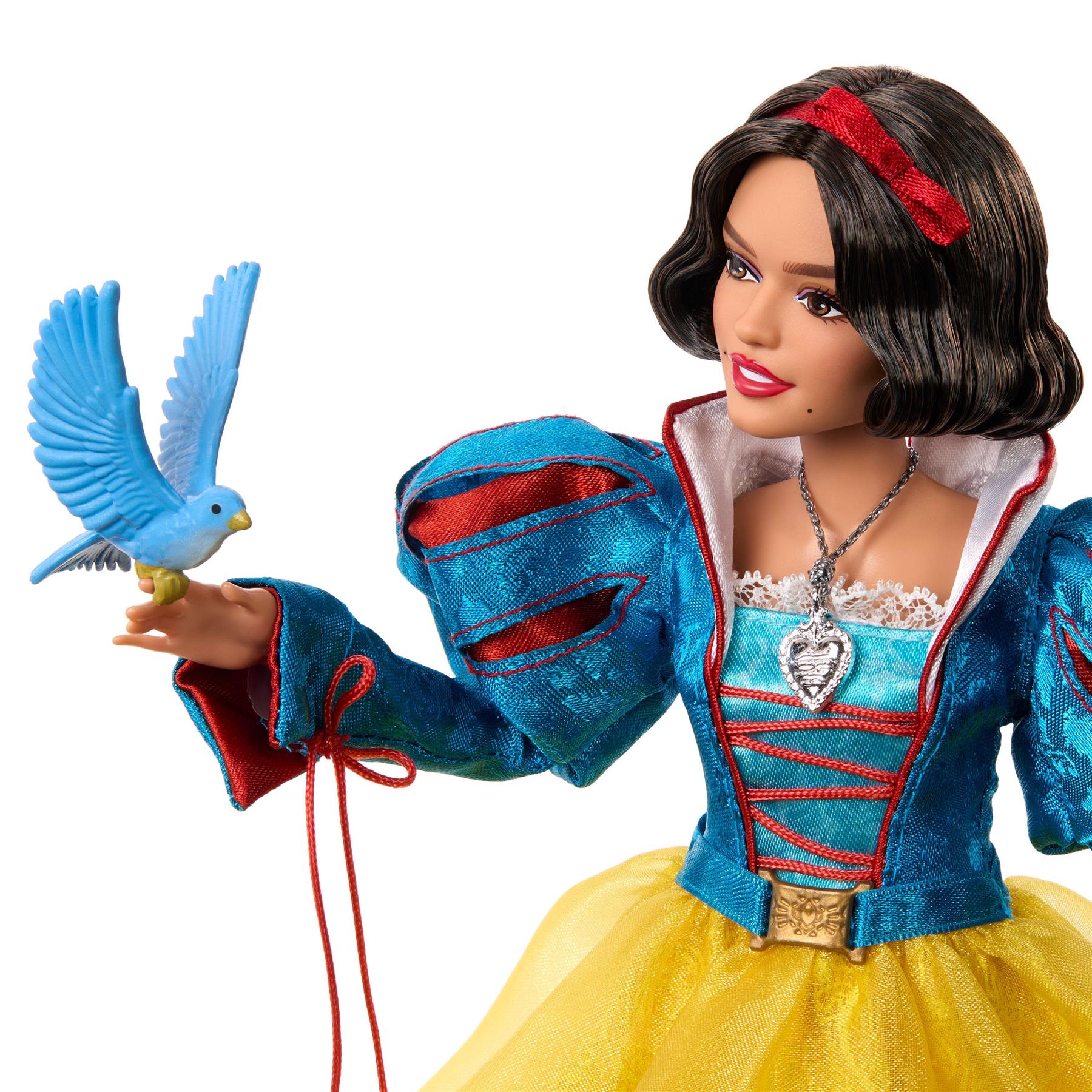 Disney Princess Fashion Doll - Snow White