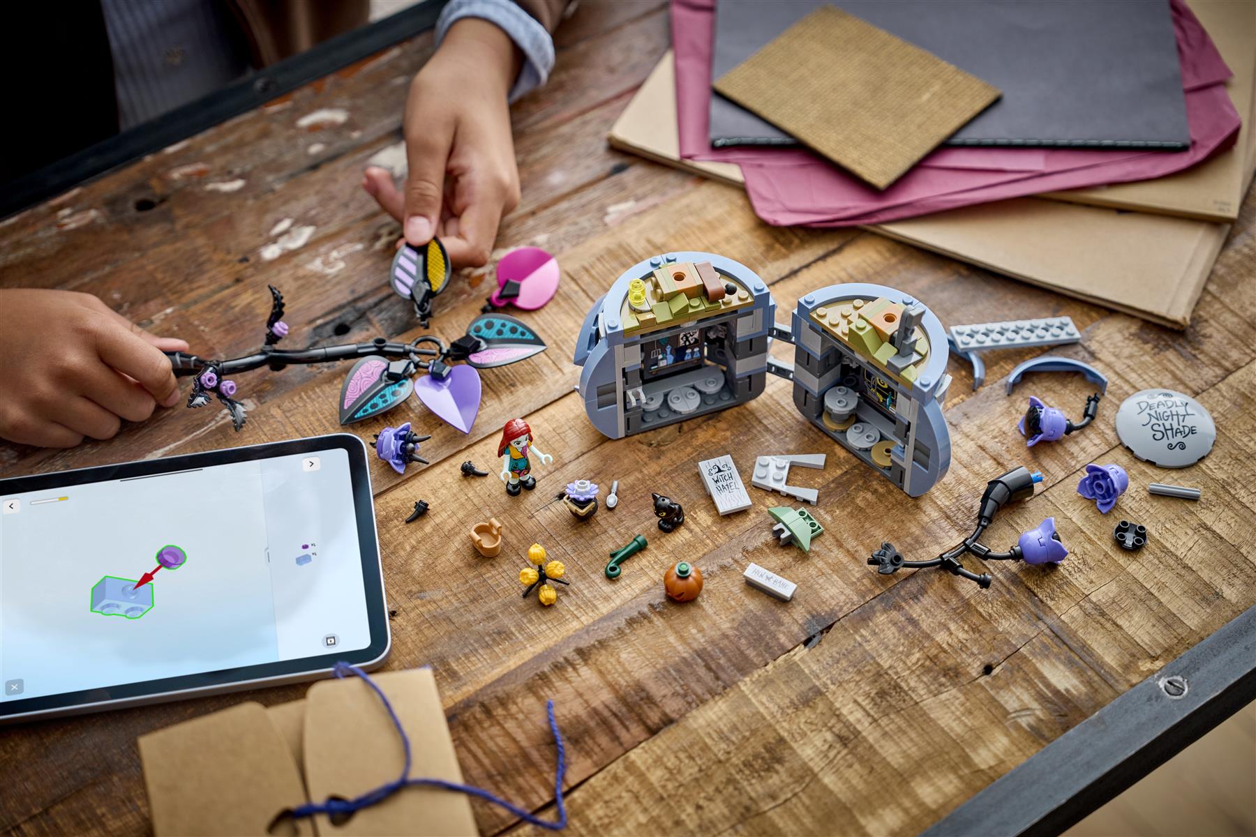 LEGO Disney Sally’s Flowerpot 43288