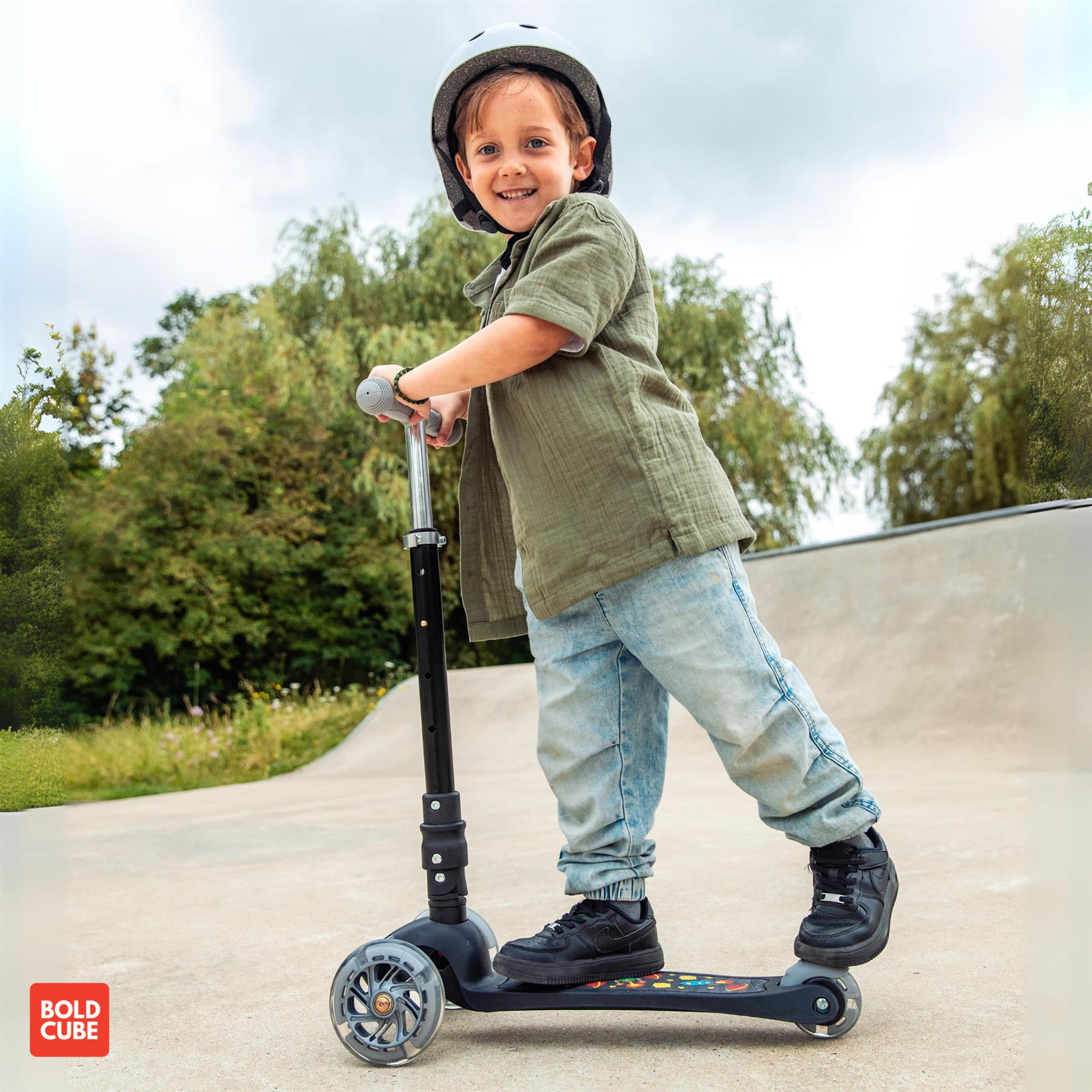 Boldcube Teeny Fold 3 Wheel Scooter - Rocket
