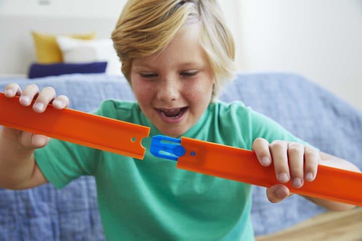 Hot Wheels Straight Track Builder Pack