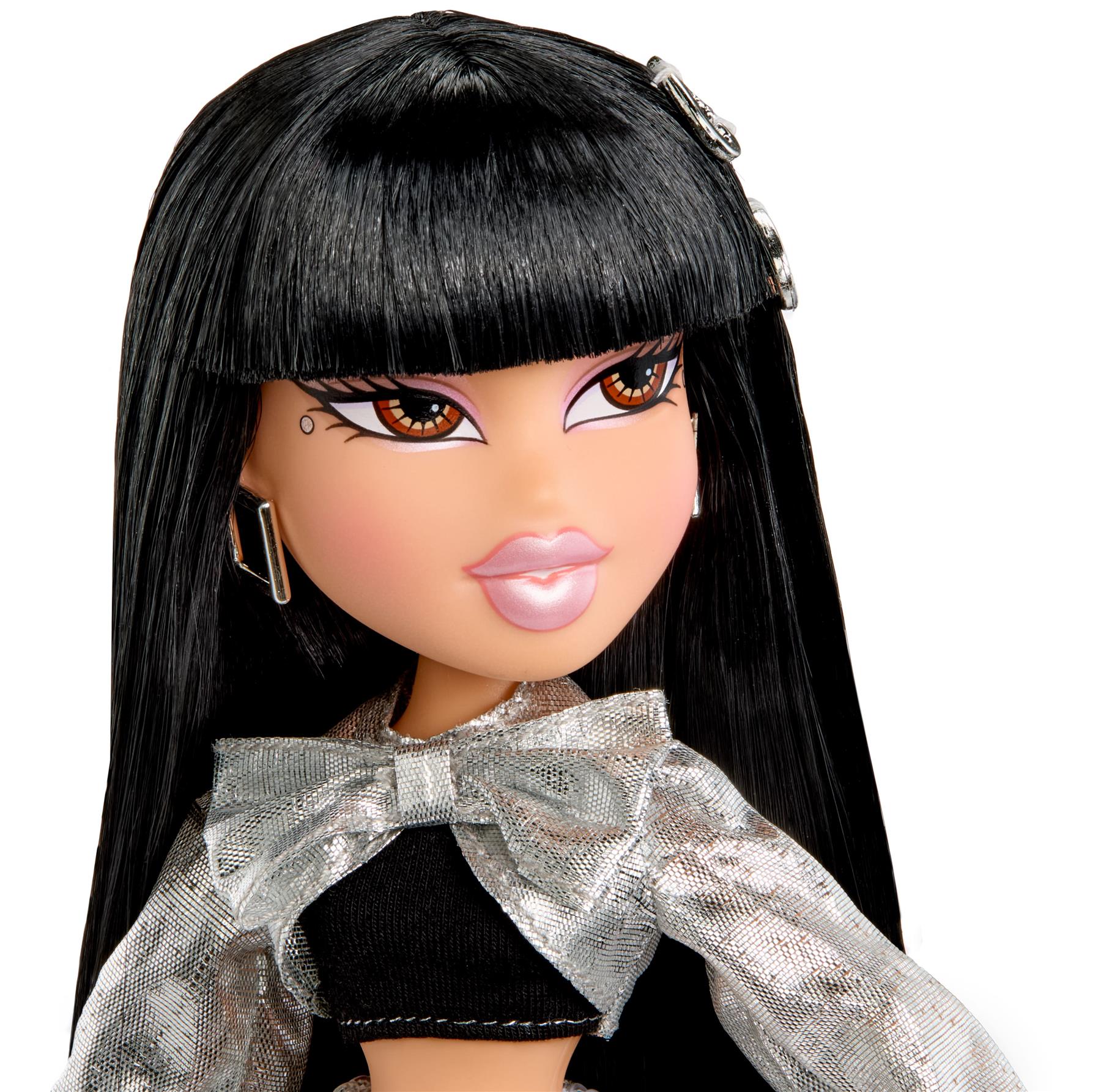 Bratz Stylin' Charmz Doll - Jade