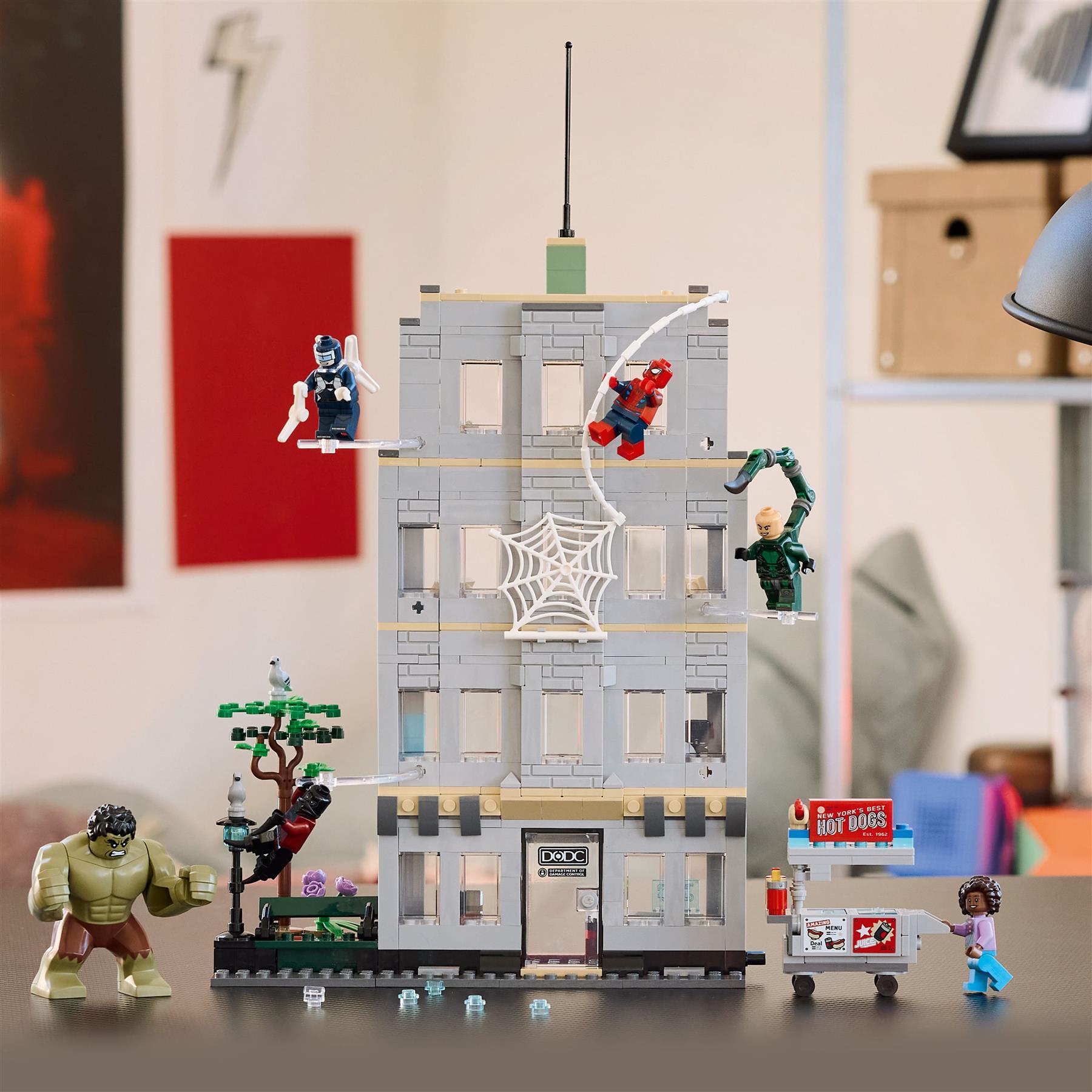 LEGO Marvel Spider-Man vs. Hulk Epic Clash 76350