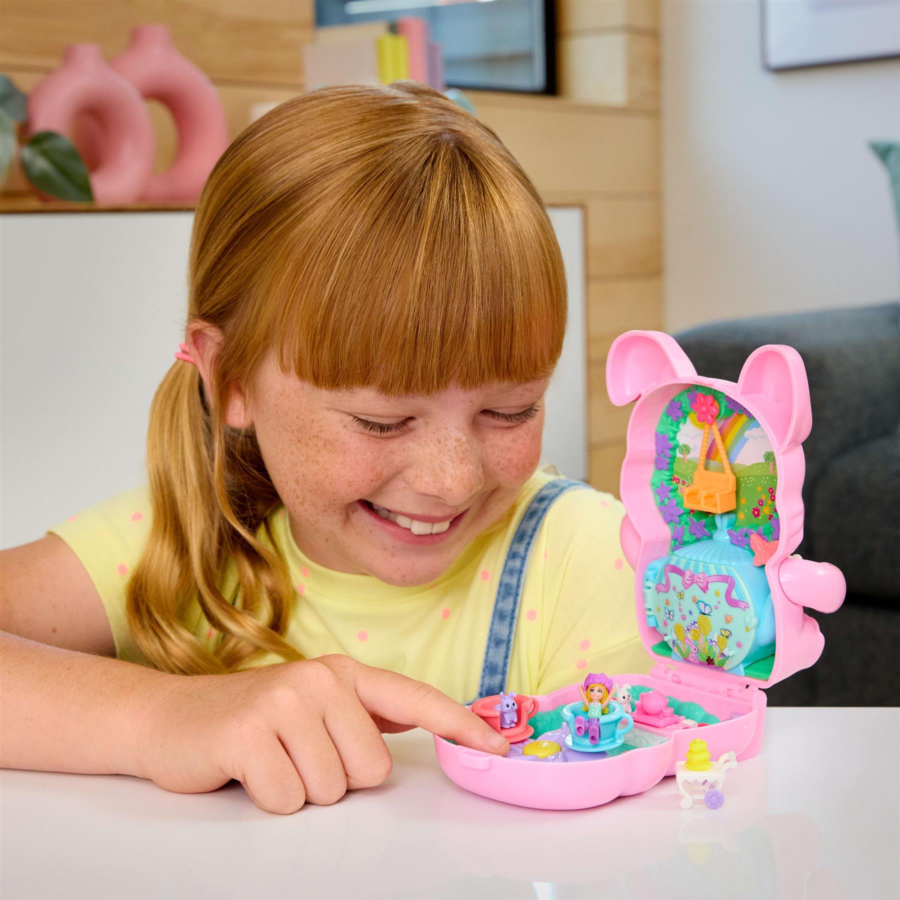 Polly Pocket Tea Party Bunny Compact Playset