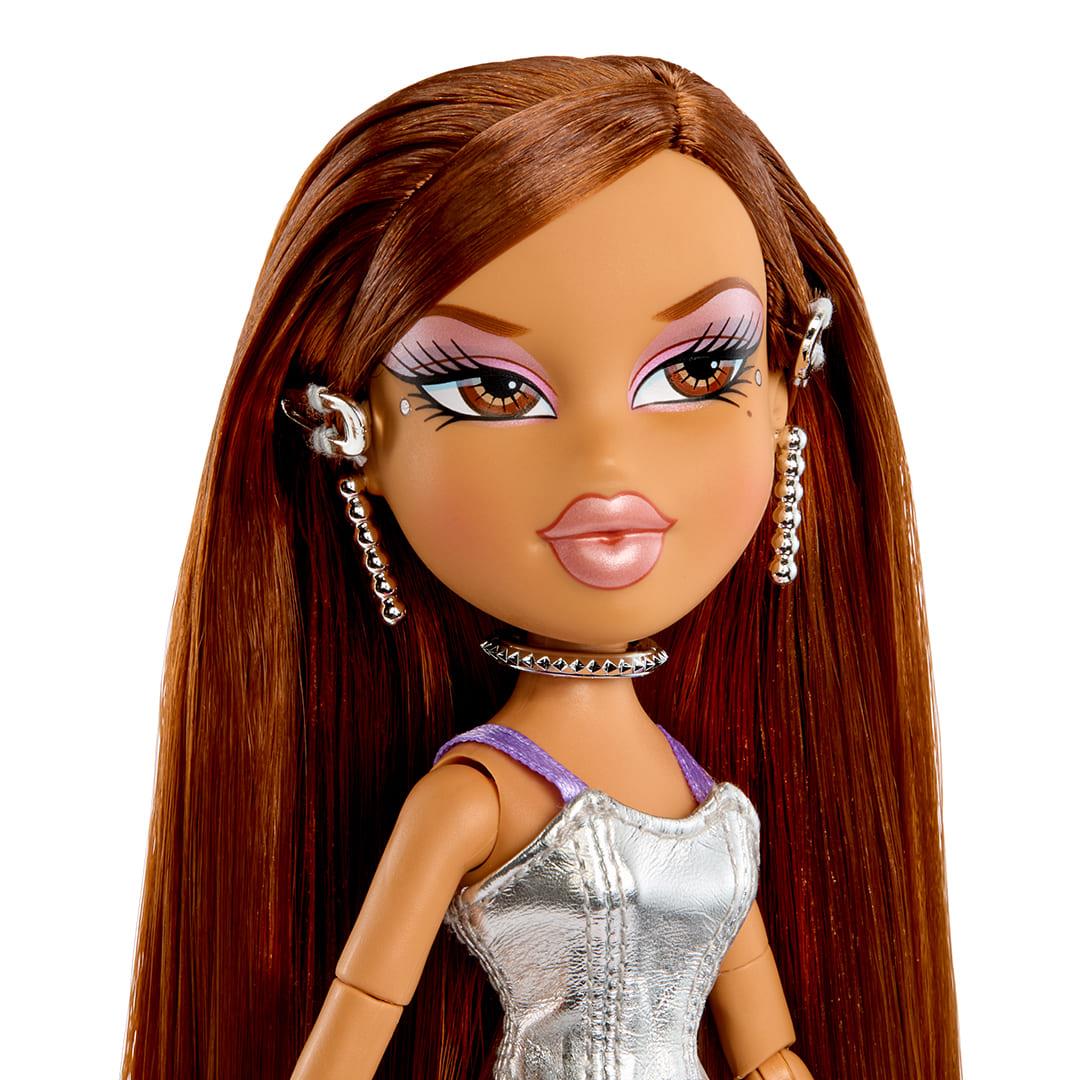 Bratz Stylin' Charmz Doll - Yasmin