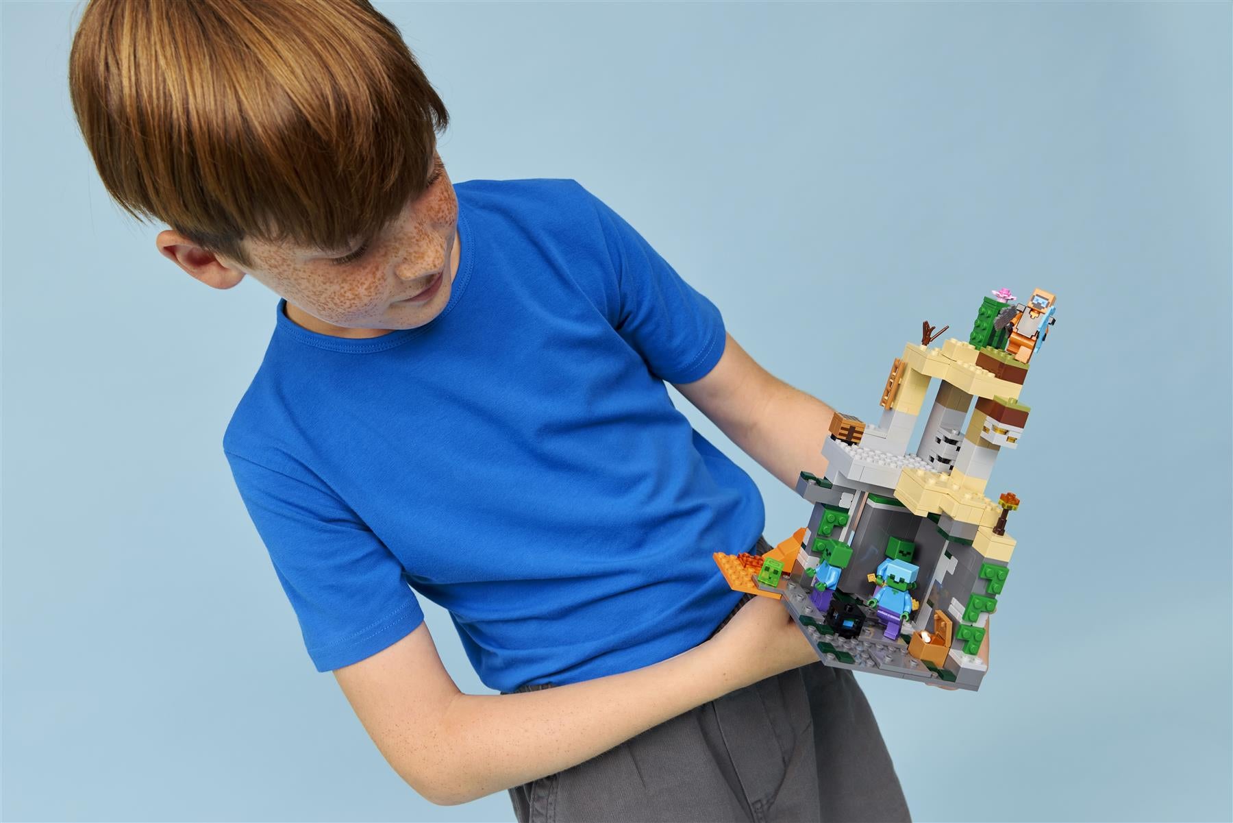 LEGO Minecraft Zombie Dungeon 21587