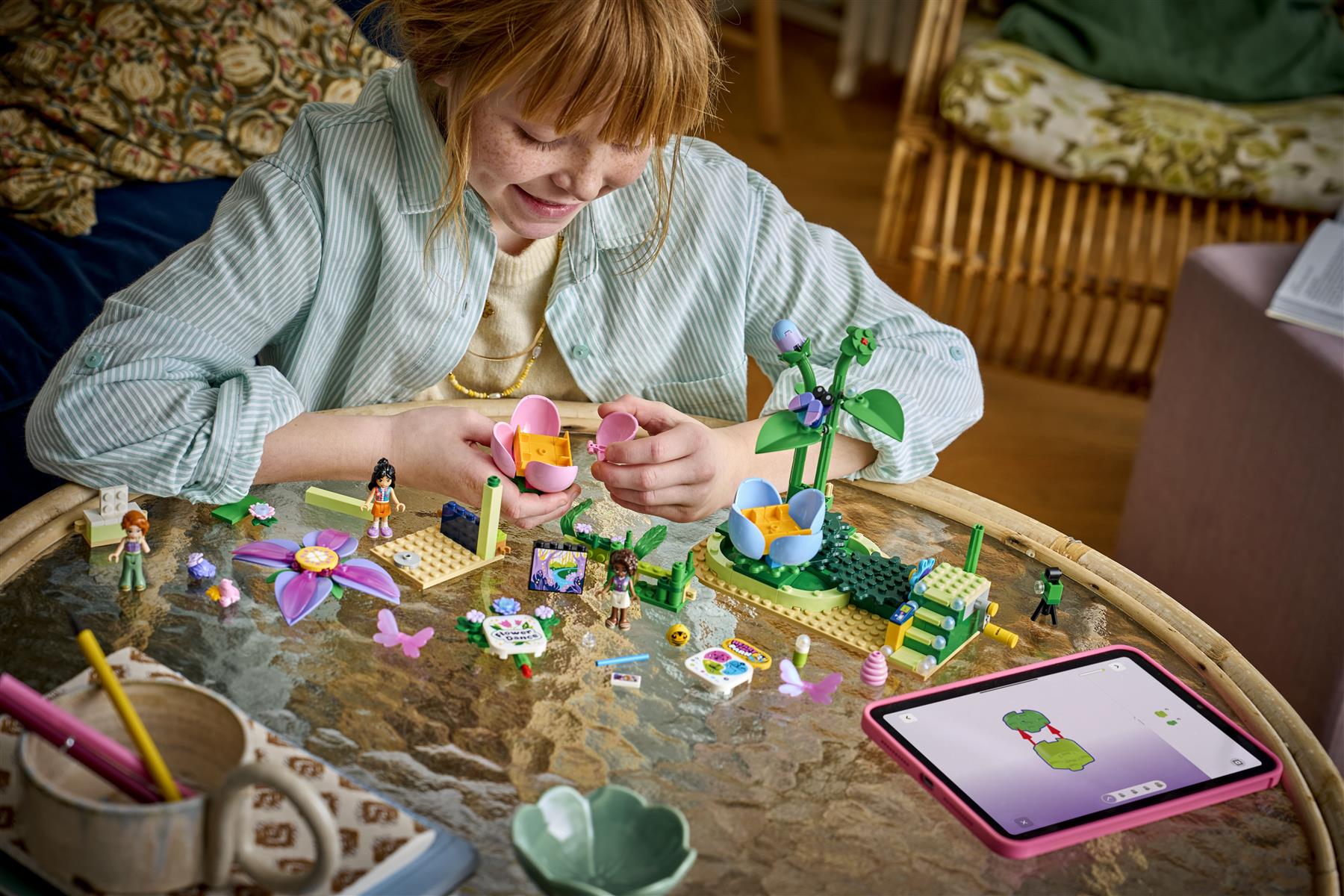 LEGO Friends Spinning Flower & Fairy Teacup Ride 42702