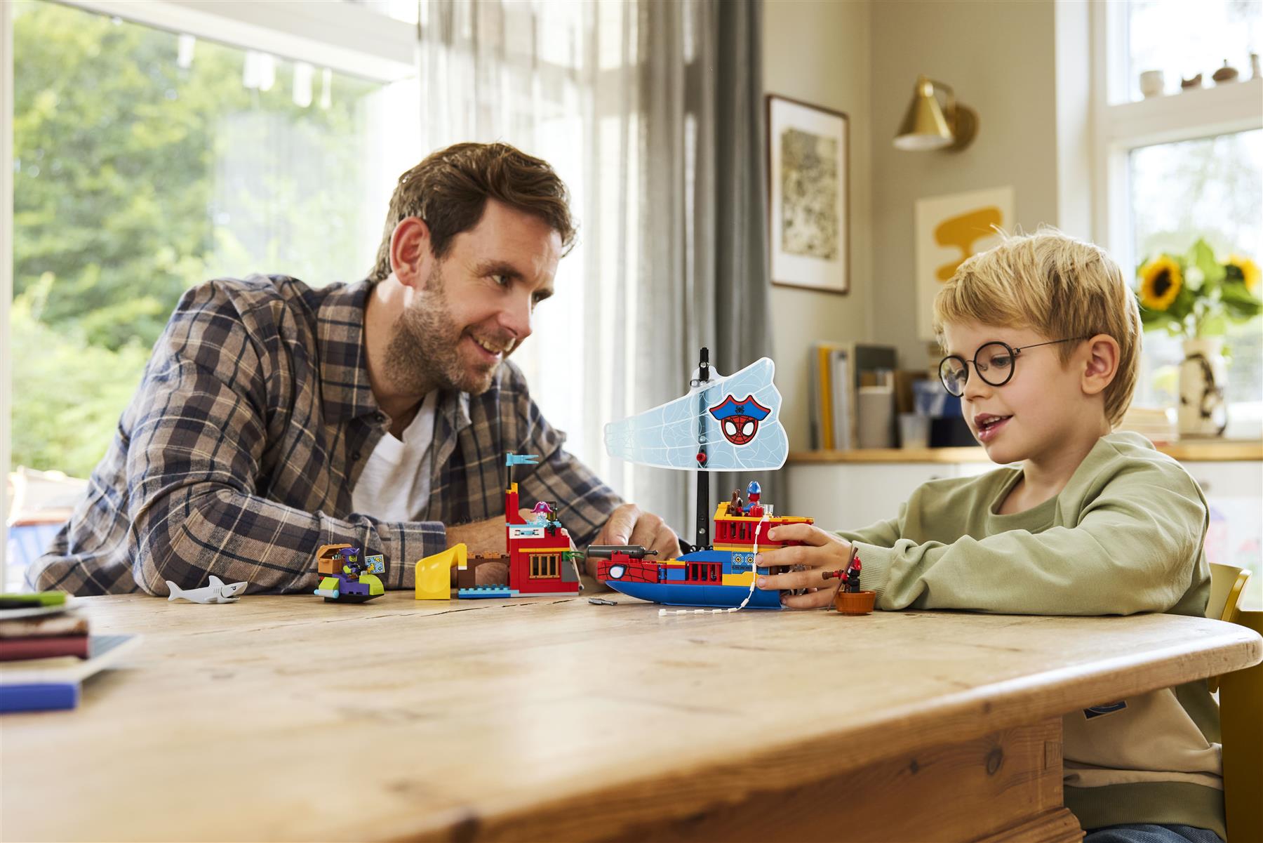 LEGO Marvel Team Spidey Pirate Ship 11208