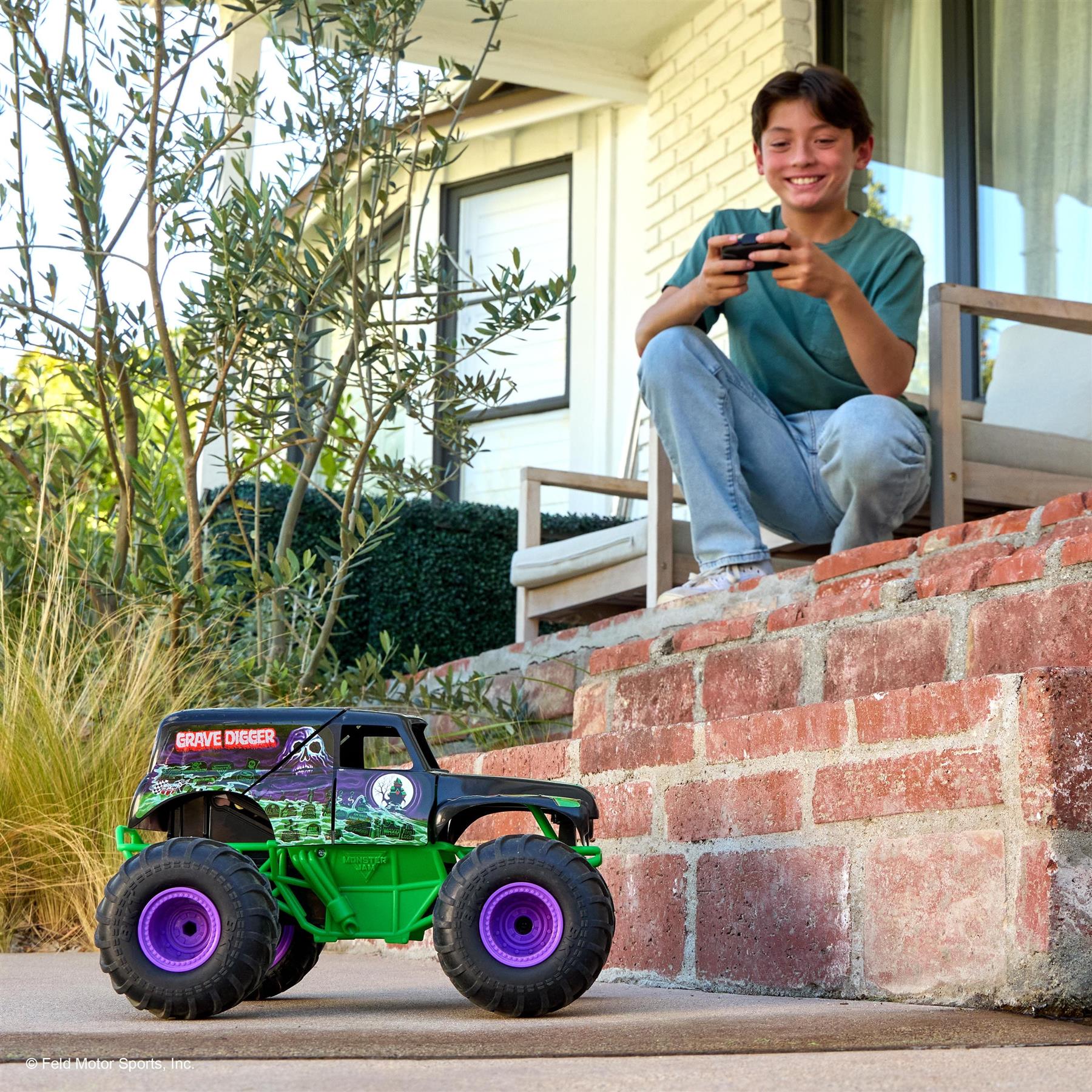 Monster Jam Smash and Bash 1:15th Grave Digger