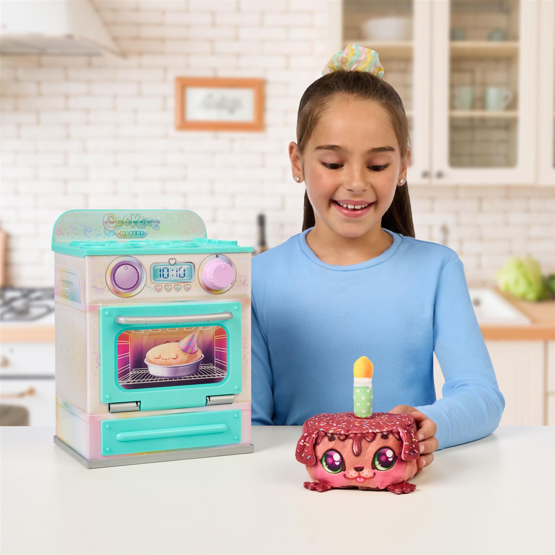 Cookeez Makery Party Treatz Oven Playset