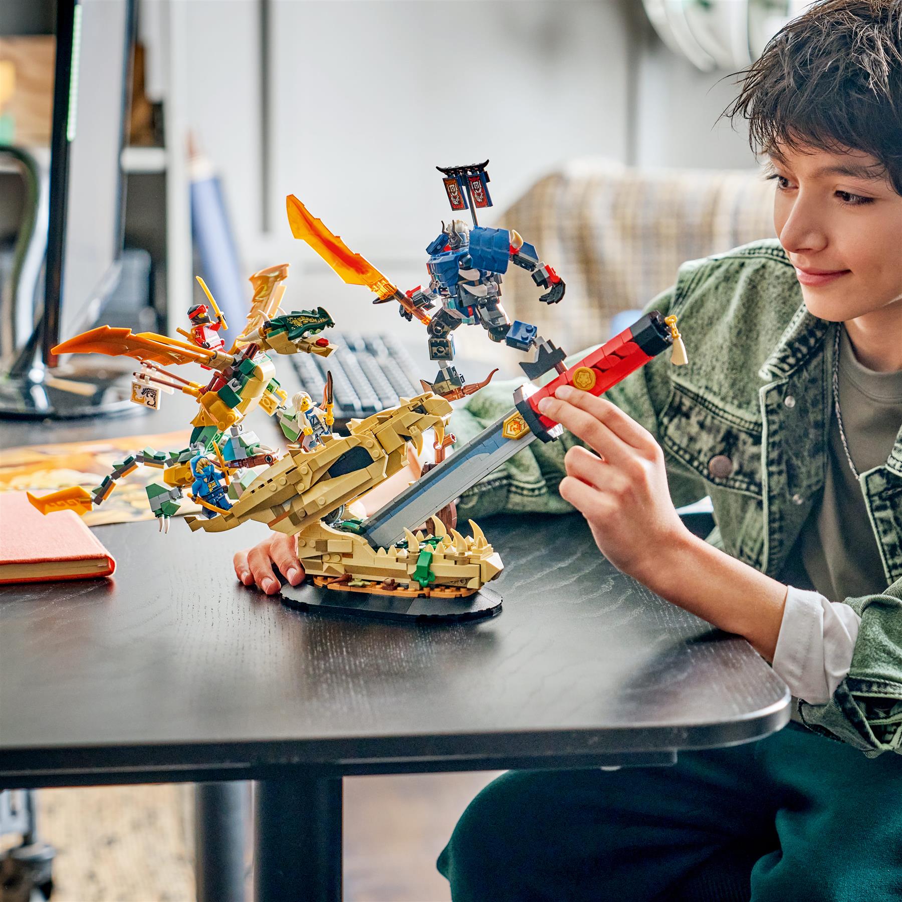 LEGO Ninjago Battle at the Dragon's Blade 71871