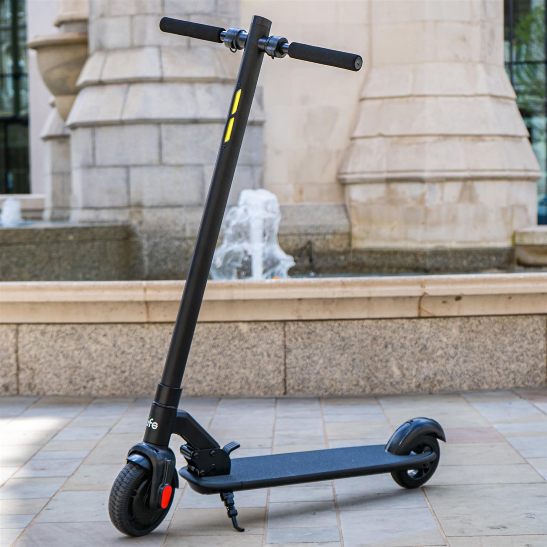 Li-Fe 200 Electric Scooter