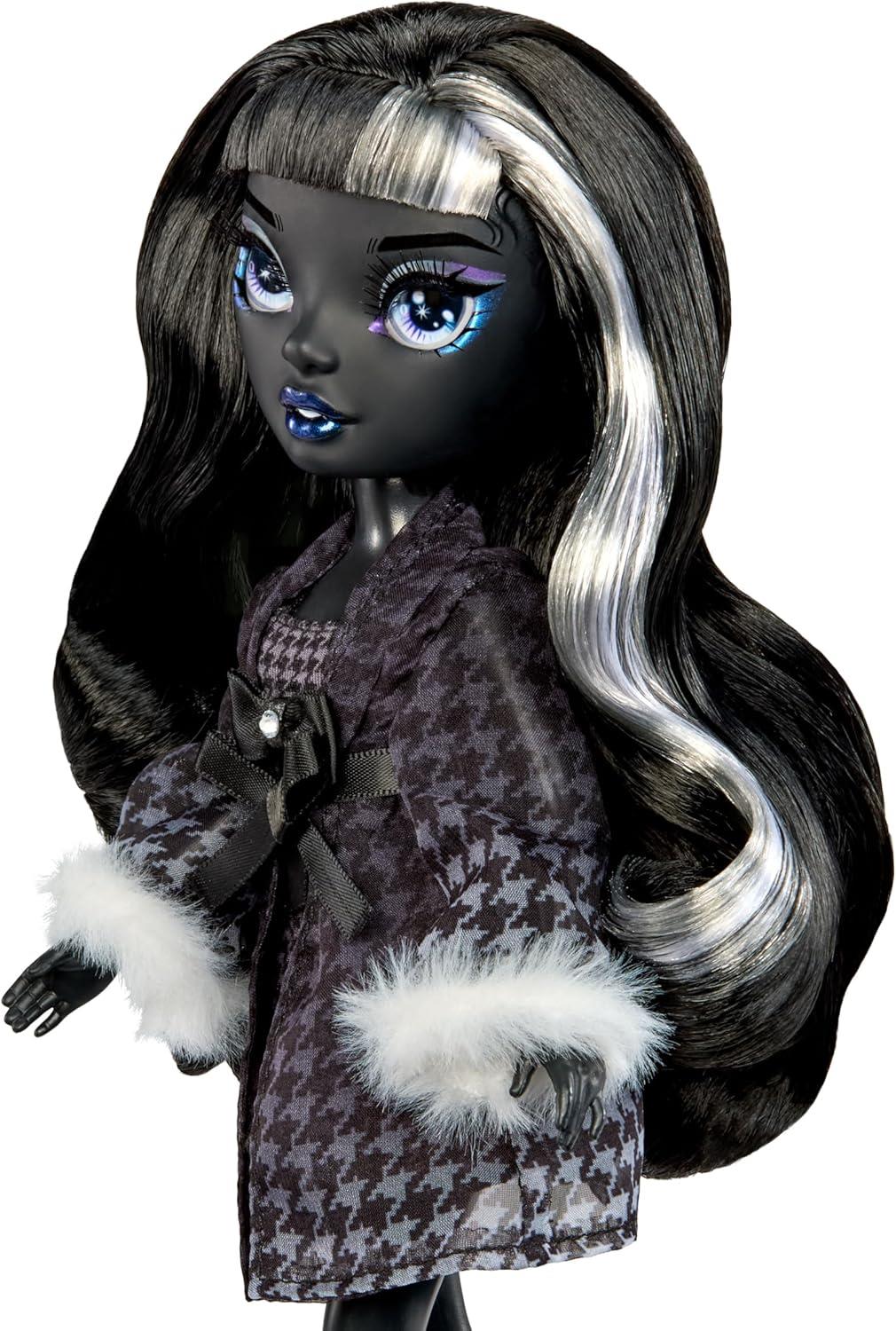 Shadow High Fashion Doll Sleepover - Shanelle Onyx