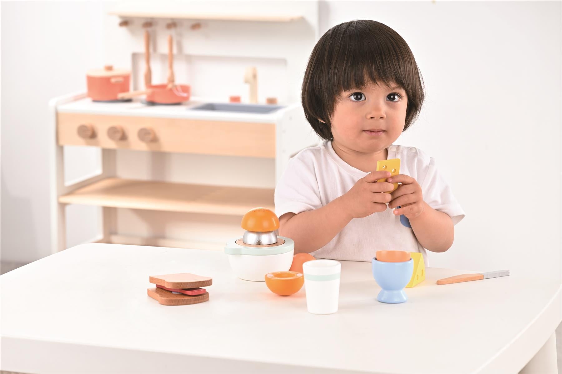 Lelin  Wooden Breakfast Play Set with Juicer