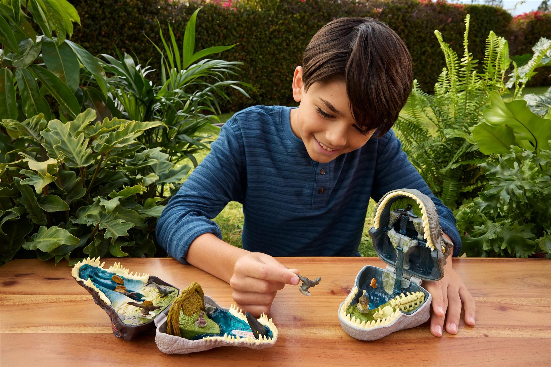 Jurassic World Rebirth Micro Adventure Spinosaurus Head Playset