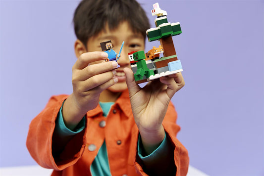 LEGO Minecraft Steve's Taiga Adventure 21583