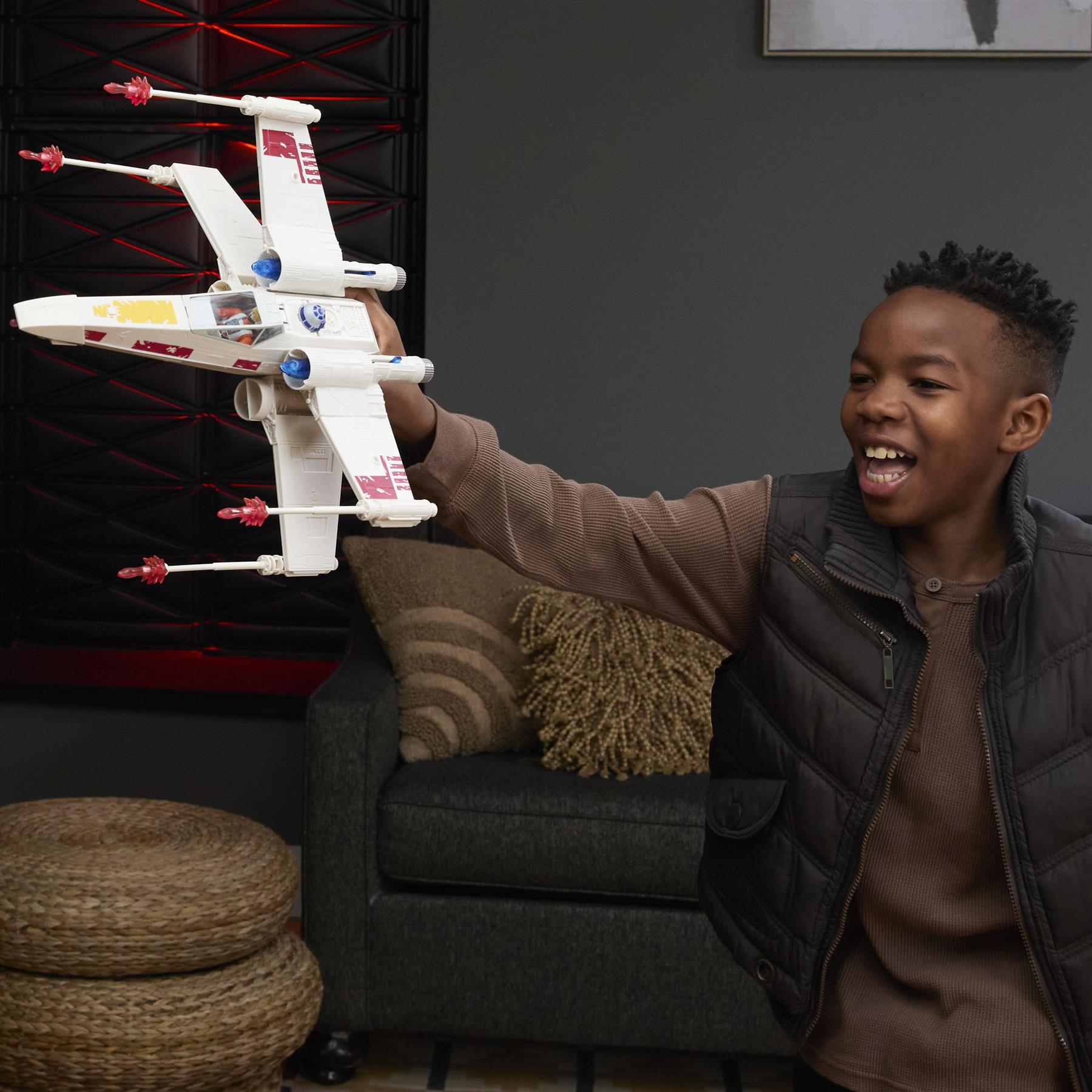 Star Wars Force Strike X Wingstar Fighter