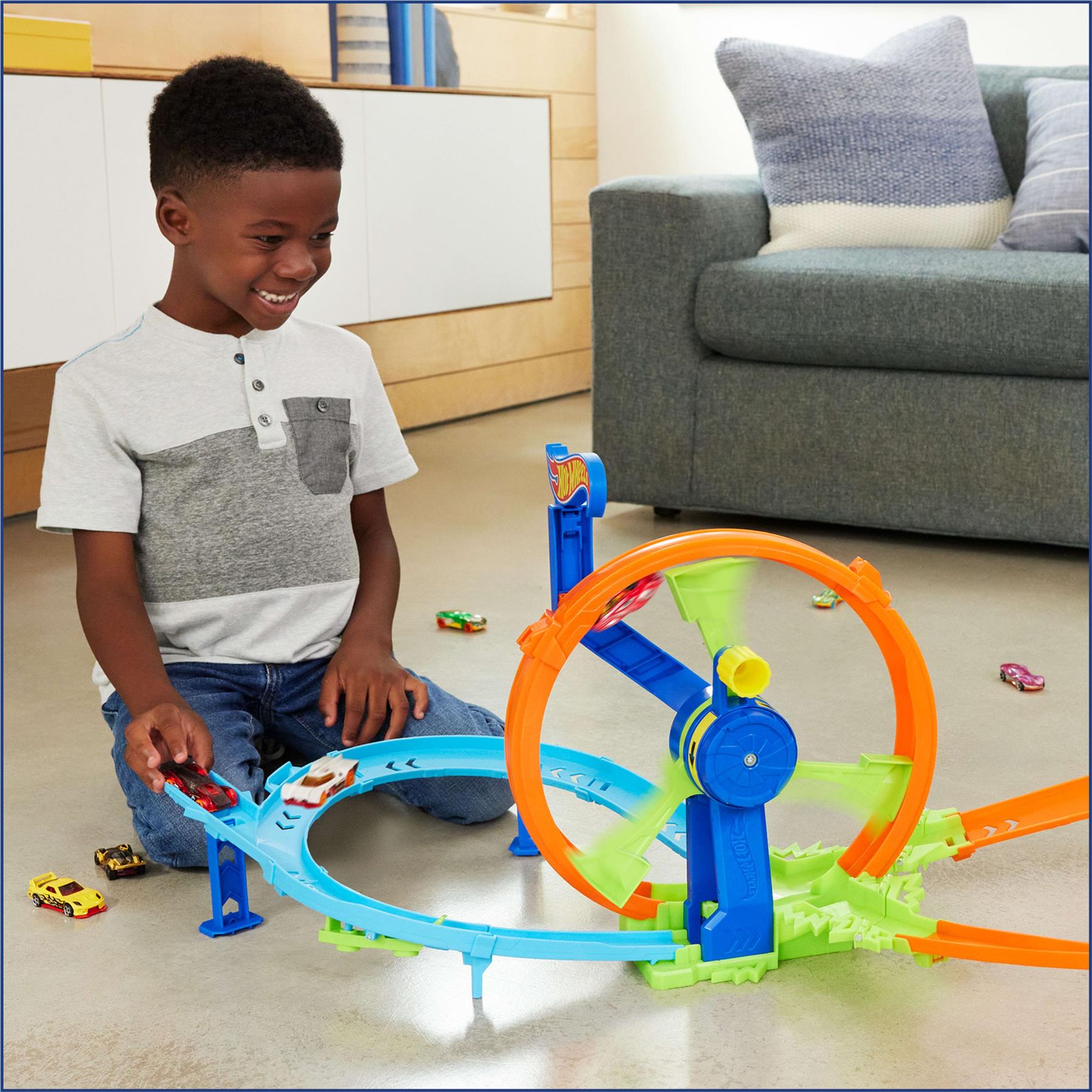 Hot Wheels Rapid Launch and Loop Playset