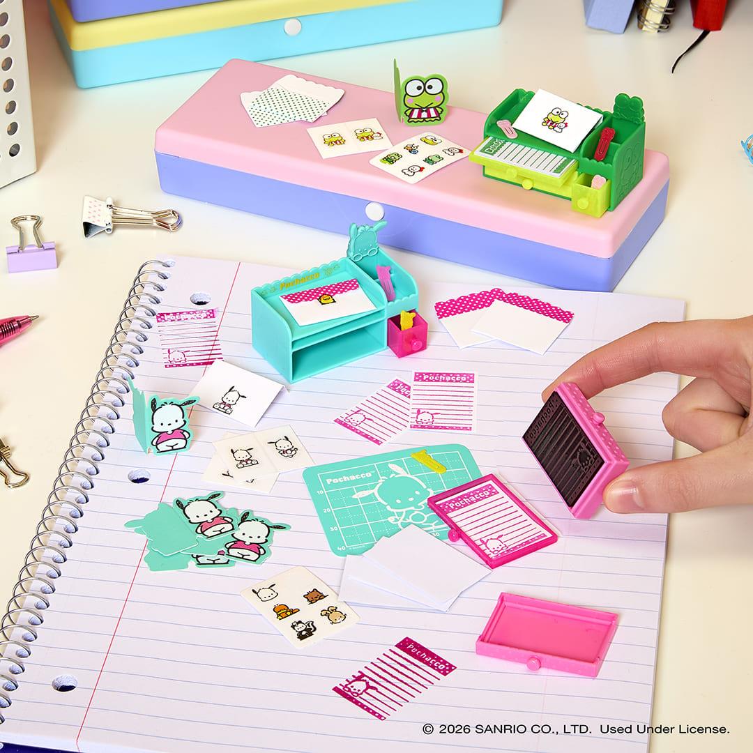 MGA's Miniverse Make It Mini Series 3 Assortment - Hello Kitty & Friends Friends