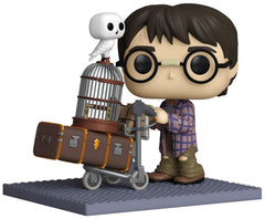 Funko POP! Deluxe Harry Potter Pushing Trolley Figure